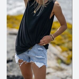 Jackson Rowe Women's Knotty Tank Black Sleeveless Top size medium loose fit